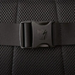 FJÄLLRÄVEN Fjällräven S/F EXPANDABLE HIP PACK Unisex Hüfttasche BLACK -FRILU Outdoor Geschaft 5638001558 m sf expandable hip pack fjaellraeven 24